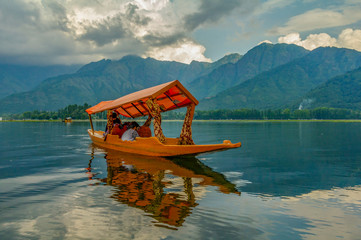 Boating on Dal Lake - Srinigar 
