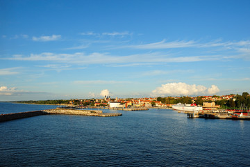 Fototapeta premium Blick auf Visby auf Gotland am Abend