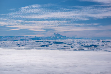 Fototapeta na wymiar Handsome Elbrus