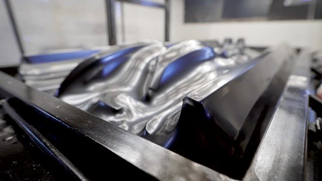 thermal vacuum molding process. Obtaining volumetric parts from plastic.