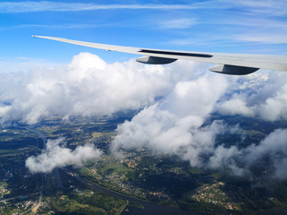 Airplane wing in flight