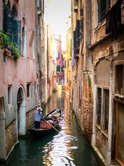 Obraz na płótnie Canvas Small canal in Venice