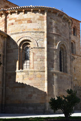 Fototapeta na wymiar Chevet de l'église San Pedro d'Avila, Espagne