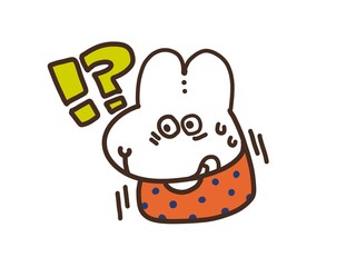 すごく驚いている白うさぎ