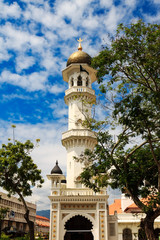 Fototapeta na wymiar Minaret of Kapitan Keling Mosque of Georgetown in Penang, Malaysia.
