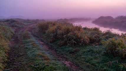 Dolina Górnej Narwi, Mglisty poranek, Narew, Podlasie, Polska © podlaski49