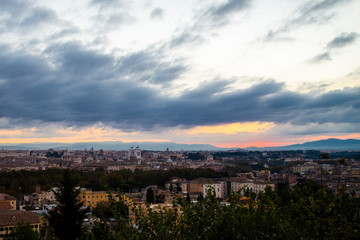 Looking Rome from Gianicolo's hill