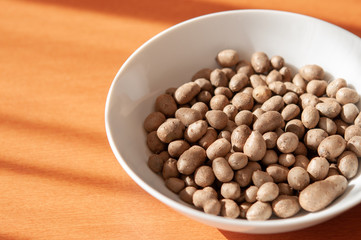 むかご 零余子 引き 左にコピースペース コントラスト 零余子_s03_00428_(DSC_6141)