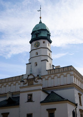 Fototapeta na wymiar old building with tower in center of Krakow