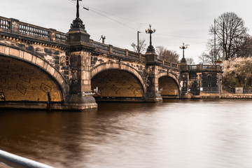 Obraz premium old stone bridge