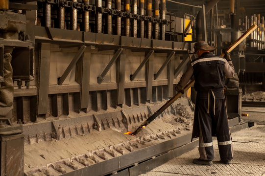 Aluminum plant. aluminum smelting bucket. Safe environmental high-tech processes. Modern smelter. Melting furnace