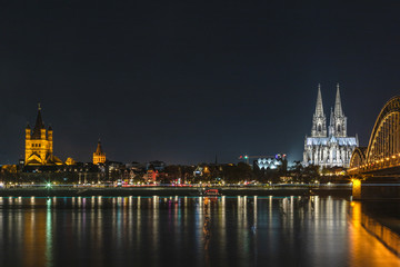 Naklejka na ściany i meble Cologne Cathedral and Hohenzollern Bridge, Cologne, Germany