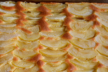 Frischer Apfelkuchen, hausgemachter Blechkuchen, Nahaufnahme