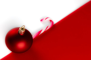 Biało czerwone dekoracje świąteczne