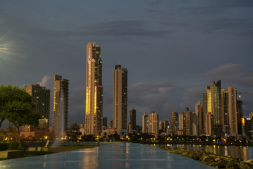 Naklejka premium Panama City Sony A7 iii Skyline Sonnenuntergang