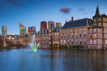 illuminated parliament buildings in The Hague