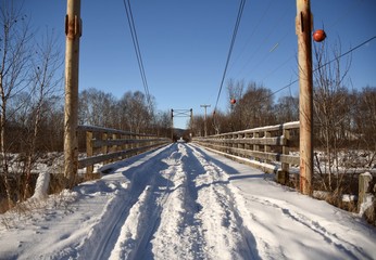 Pont de sentier de motoneige au Canada