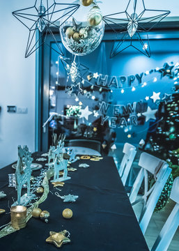 Fototapeta Dekoracja stołu na noworoczną imprezę sylwestrową