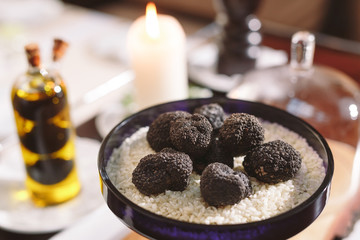 Black truffle mushroom on the rice.