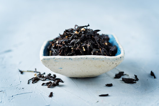 Dried Black Tea With Spices