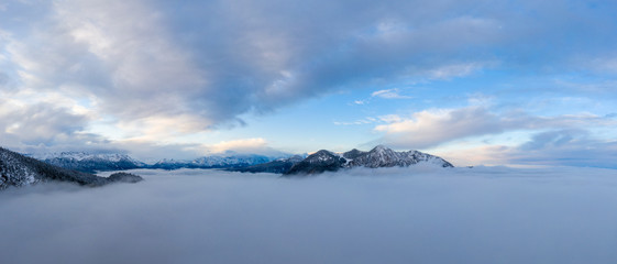 Herzogstand übern Nebelmeer Panorama