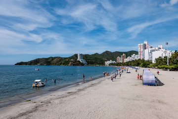 Fototapeta na wymiar Playas de Santa Marta Magdalena en Colombia, turismo en el sector de Rodadero y Santa Marta