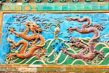 Chinese glazed tile dragon sculpture