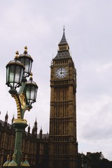 Big ben o Elizabeth tower en la ciudad de Londres, Reino Unido.
