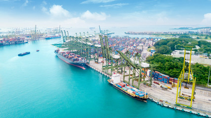 Fototapeta premium Aerial view of ship full of commercial containers