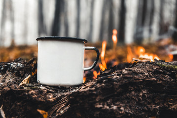 Making coffee at the stake. Make coffee or tea on the fire of nature. Burned fire. A place for fire.