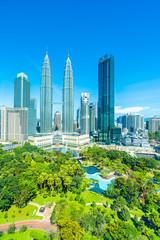 Fototapeta premium Piękna architektura zewnętrzna budynku w mieście Kuala Lumpur w Malezji