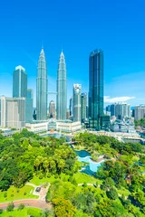 Foto op Aluminium Prachtige architectuur gebouw buitenkant in de stad Kuala Lumpur in Maleisië © siraphol