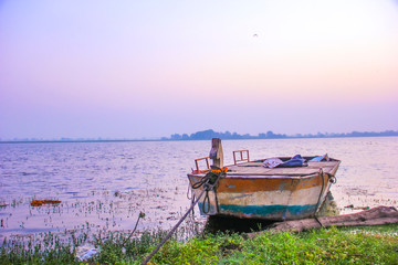 Obraz premium River side view in India