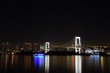 Fototapeta na wymiar お台場 レインボーブリッジ 夜景(Odaiba Rainbow bridge)