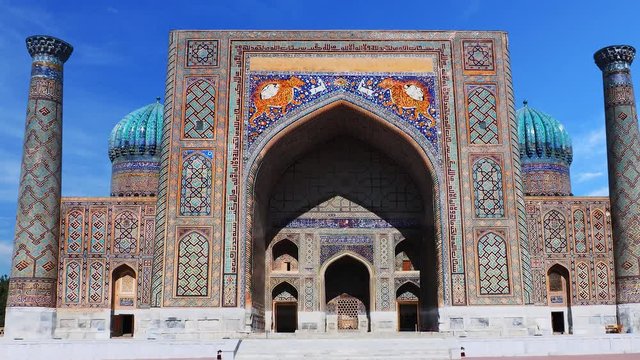Front view of Sher Dor Madrasah in Registan Square, Samarkand, Uzbekistan