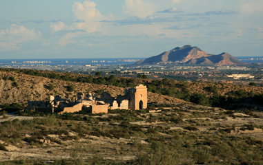 LANDSCAPE - RUINS WHIT MOUNTAINS