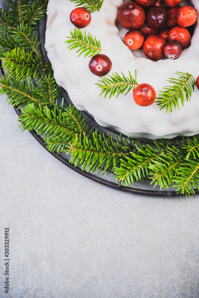 Wall mural Christmas Festive Fruit Cake with Red Cranberry Decoration