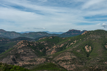 cap roux hiking trail In the red rocks of the Esterel mountains with the blue sea of the Mediterranean