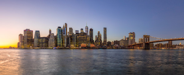 Fototapeta na wymiar New York City downtown evening skyline buildings