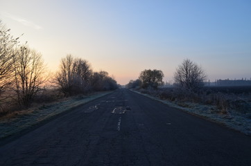 Fototapeta na wymiar Dawn on the road