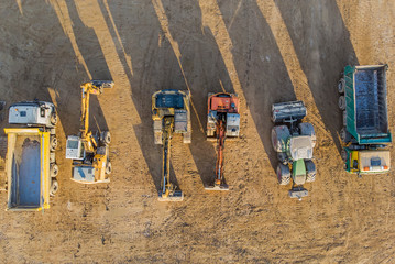 Heavy construction equipment. © Tomasz Warszewski