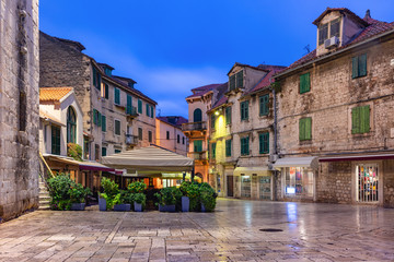 Fototapeta na wymiar Panoramic view of night Fruit square in the Diocletian s Palace section of Medieval Old town of Split, Croatia