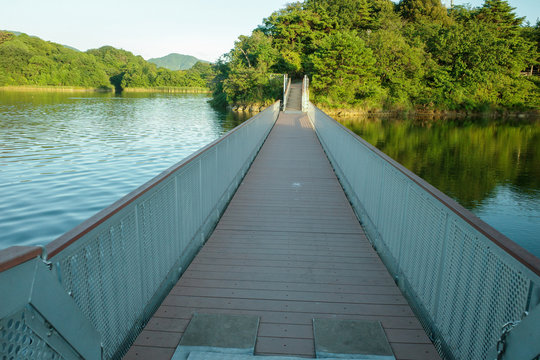 浮き橋 Images – Browse 84 Stock Photos, Vectors, and Video | Adobe Stock