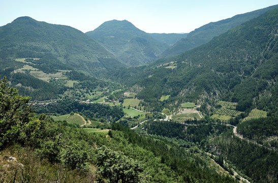 Roanne Valley viewed from the Rimon footpath above St-Benoit-en-Diois
