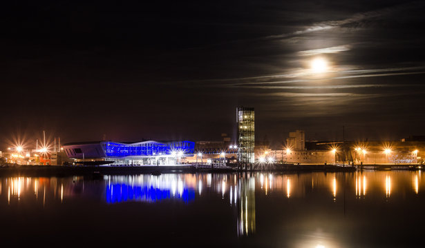 Lorient la base de nuit la vile aux quatre ports