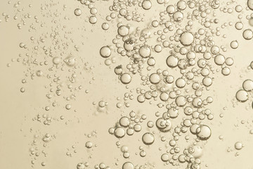 GOlden champange bubbles