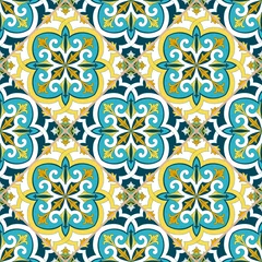 Gordijnen Italiaanse tegel patroon vector naadloos met bloemen ornamenten. Portugese azulejos, Mexicaanse talavera, Sicilië majolica, Spaans design. Keramische textuur voor keukenbehang of badkamervloeren. © irinelle