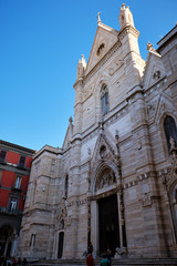 Fototapeta na wymiar Foto scattata all'esterno della Cattedrale di San Gennaro a Napoli.