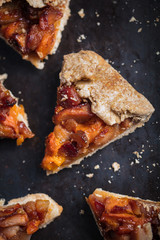 part de tarte fait maison abricots