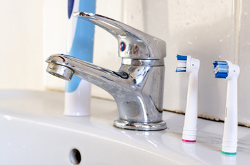 Electric tooth brush in our modern society 